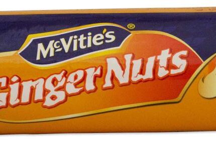 MC VITIES GINGER NUTS 250G